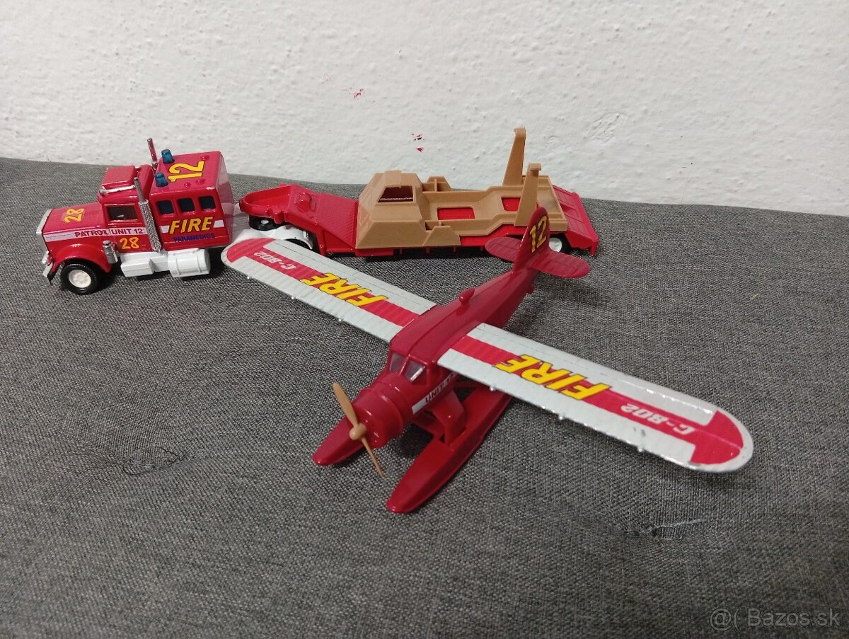 Matchbox Superkings K-134 Peterbilt Fire Plane Trans - 5