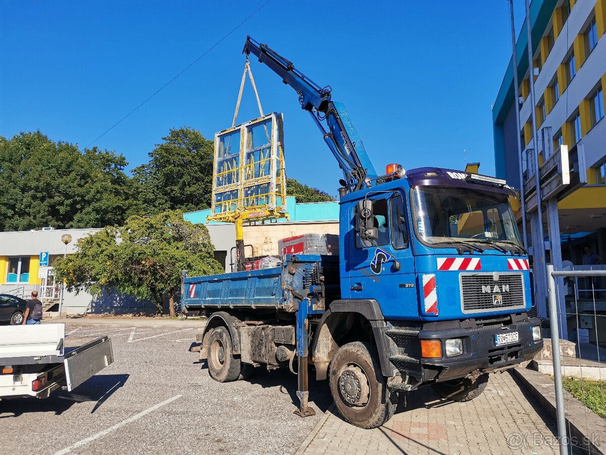 Preprava 3 stranným vyklapačom s hydraulickou rukou - 5