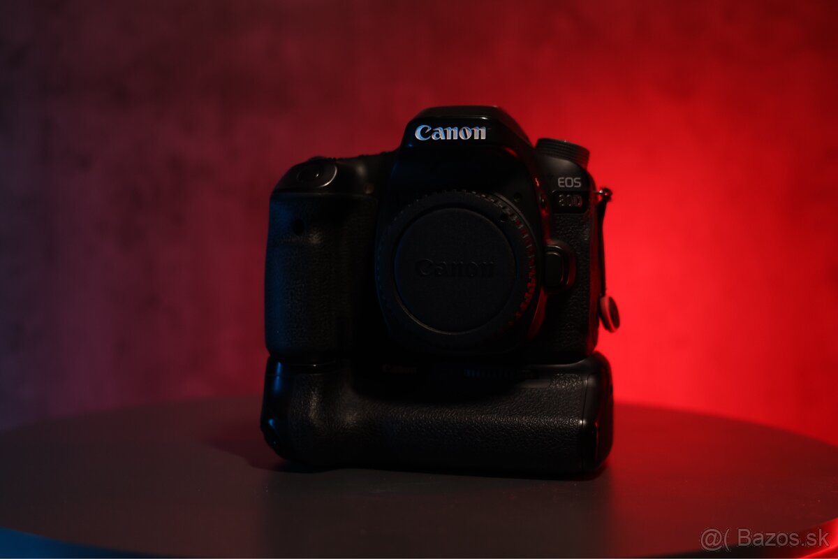 Canon EOS 80D - 5