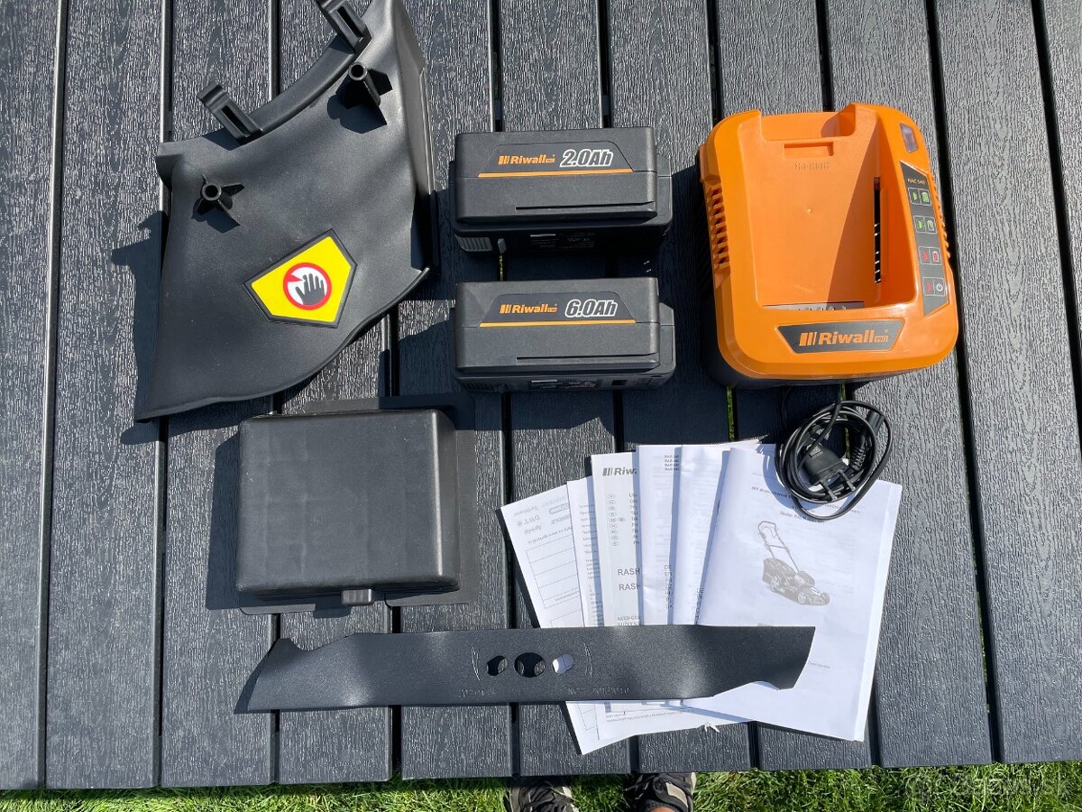 Predám Aku kosačku Riwall PRO RALM 4640 SPi - 5