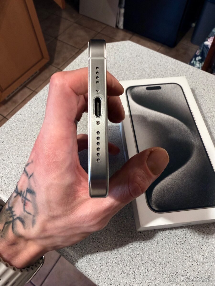 PREDÁM IPHONE 15 PRO MAX 256GB, White Titanium - 5