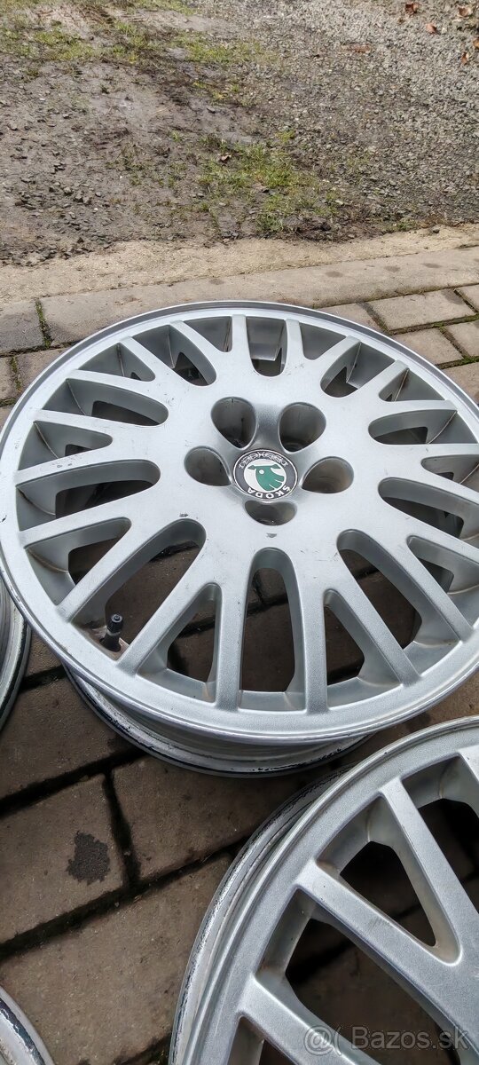 5x100 R16 škoda - 5