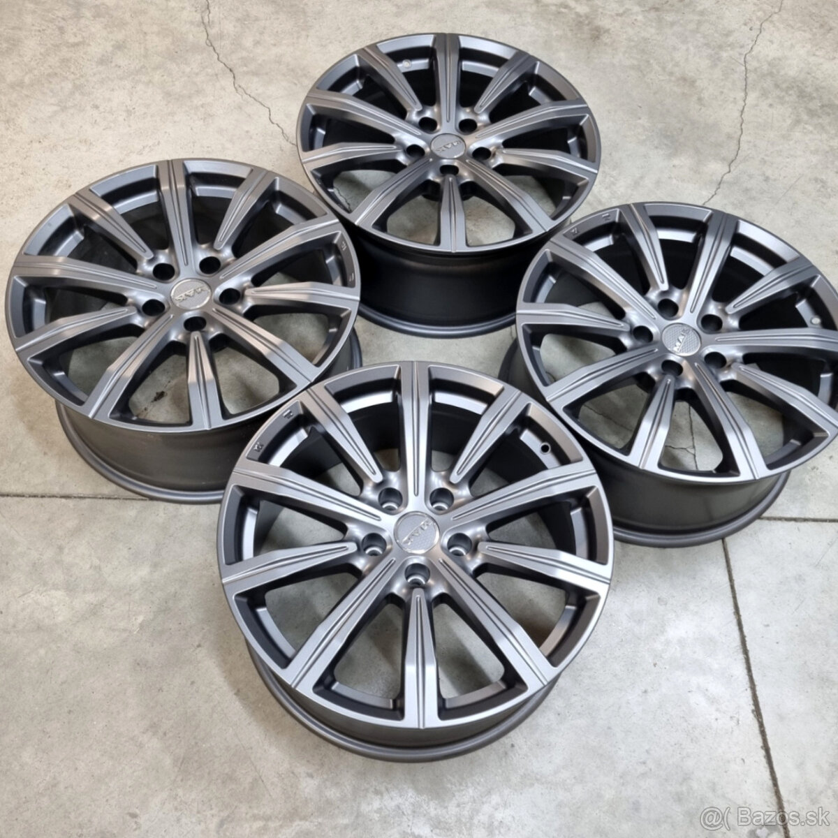 Hliníkové disky 5x120 R19 ET35 - 5