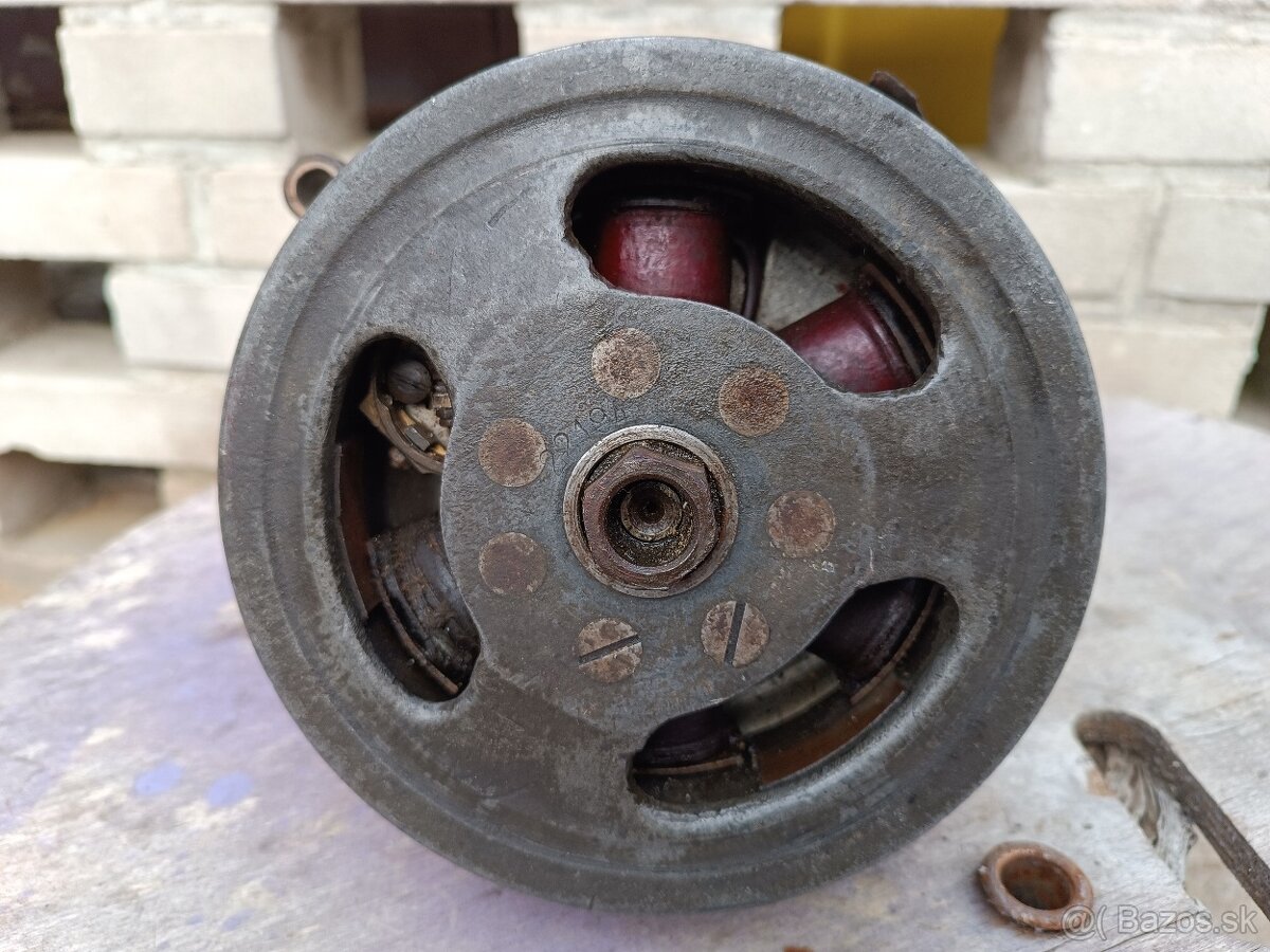 Jawa speciál - polomotor - 5