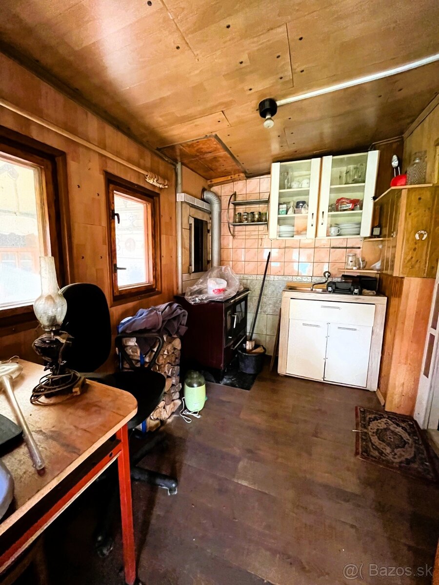 Záhradný domček Levice, časť Mestský Majer - za nadjazdom - 5