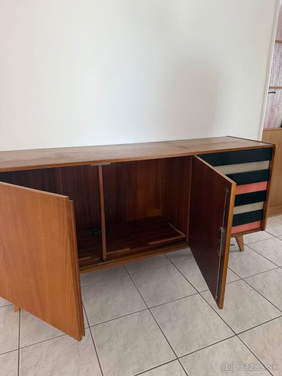 Predám dve komody 300€/ks Dizajnér: Jiroutek Jiří - 5