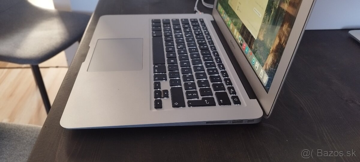 Apple Macbook Air core i7 8Gb ram - 5