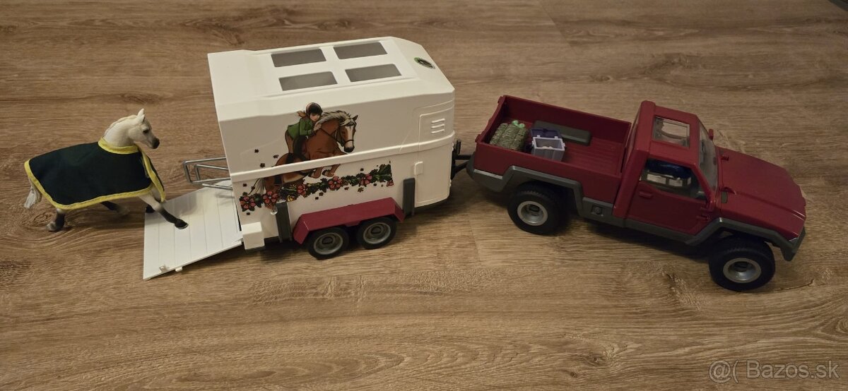 Schleich kone, pick-up s prívesom - 5