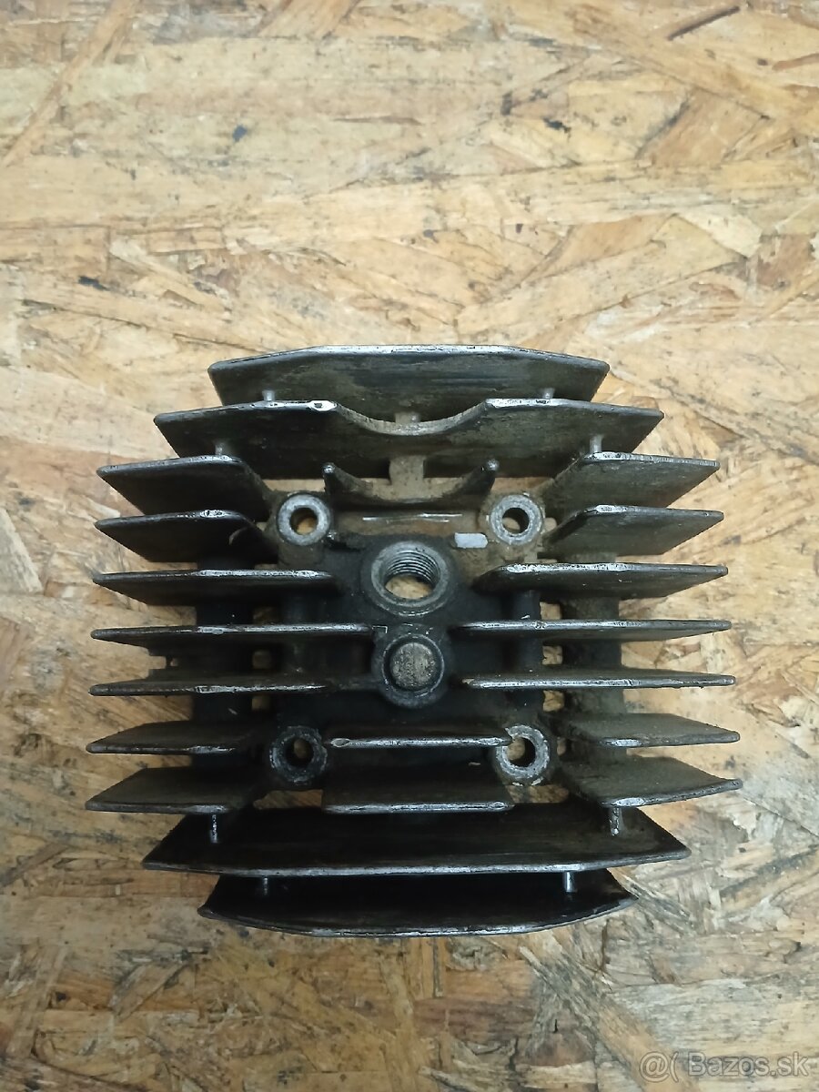 Babetta 210 hlava valca - 5