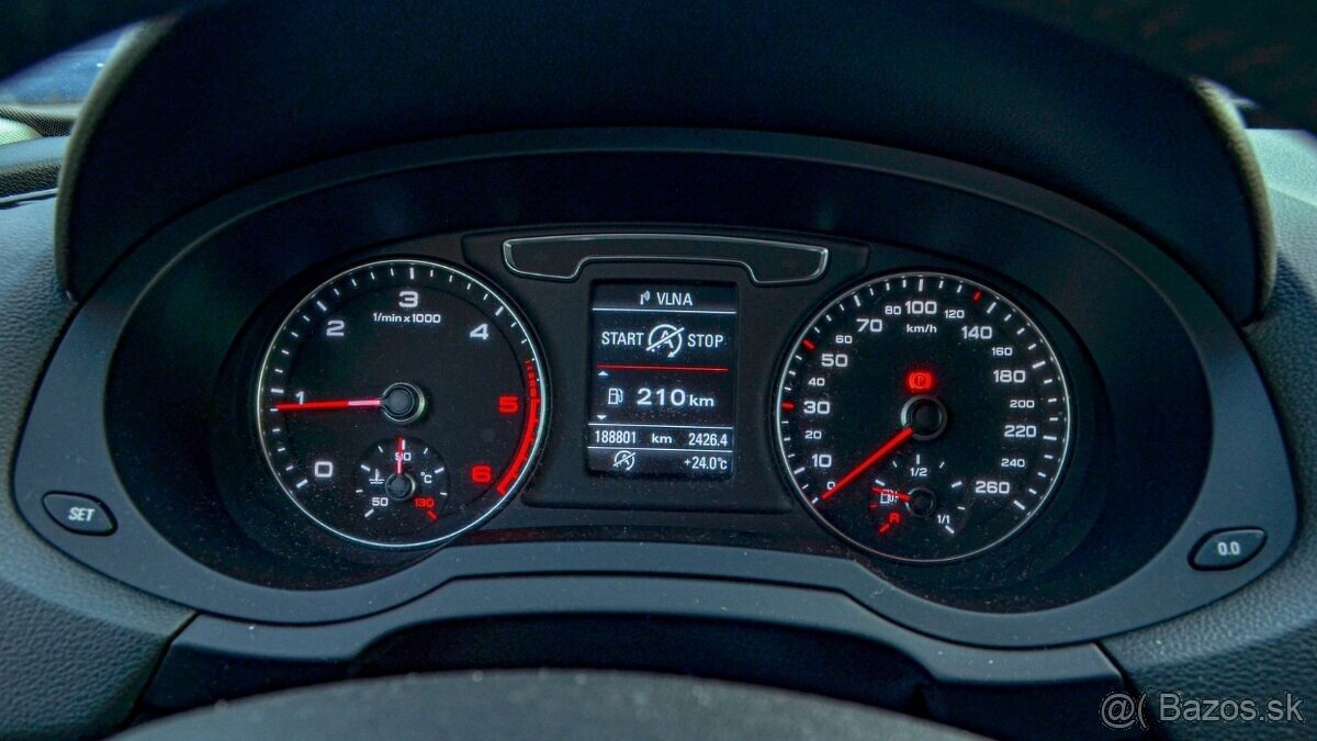 Predám-Audi Q3 2,0 TDI SPORT DESIGN - 5