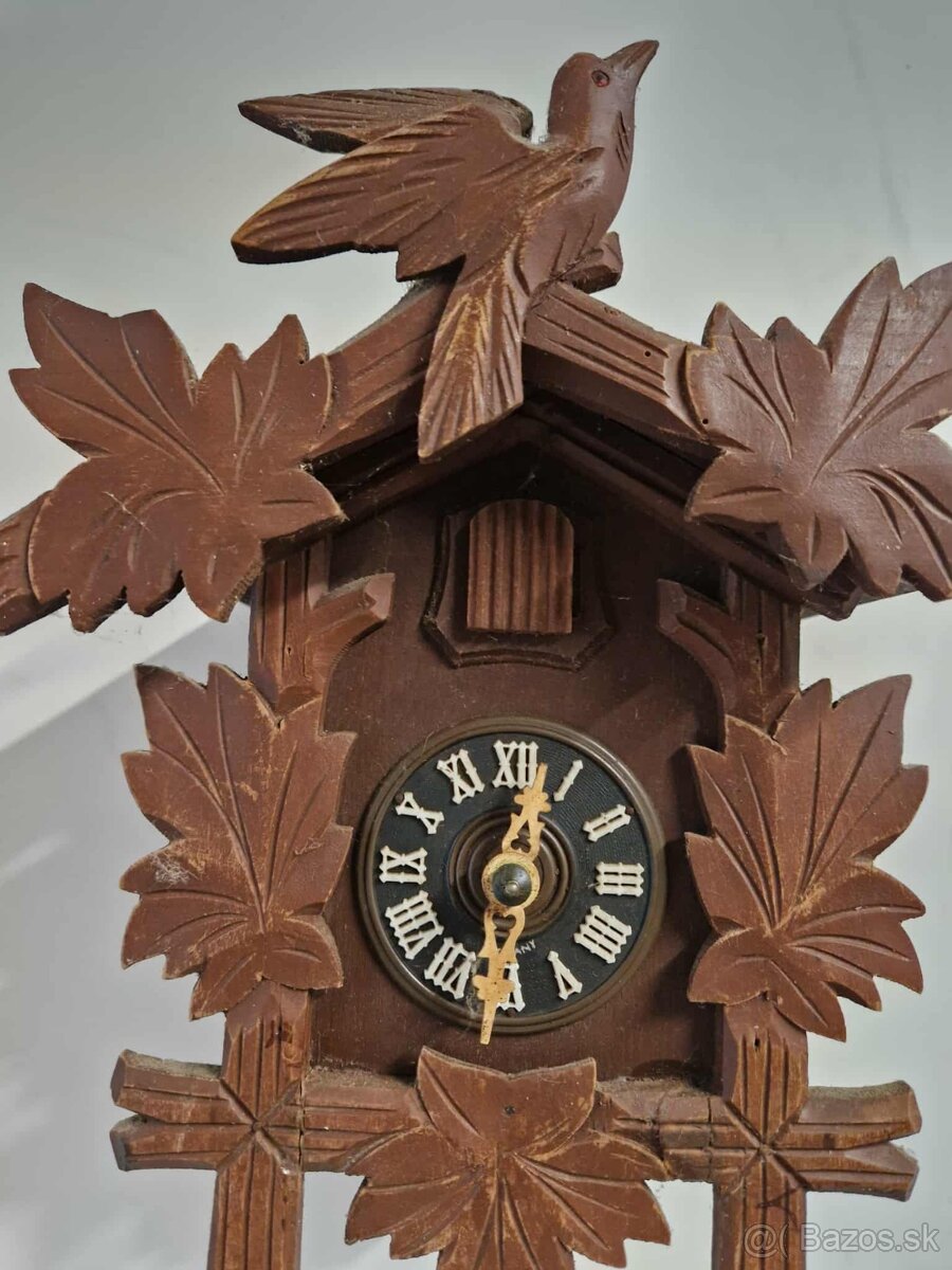 Dvoje nástenné hodiny - 5