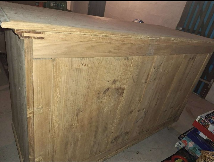 Starožitná komoda - 5