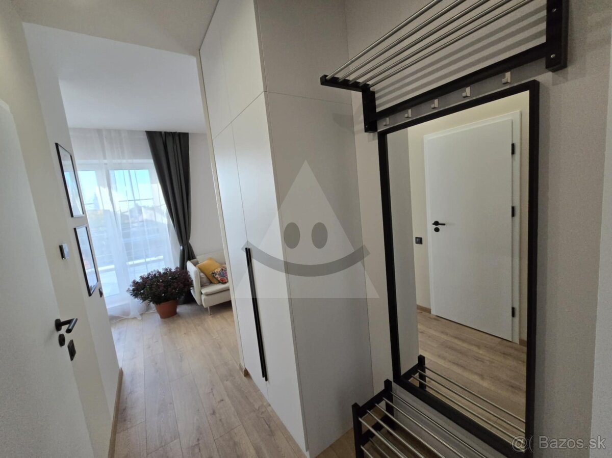 Apartmán s veľkou terasou v Danubia residence v Komárne - 5