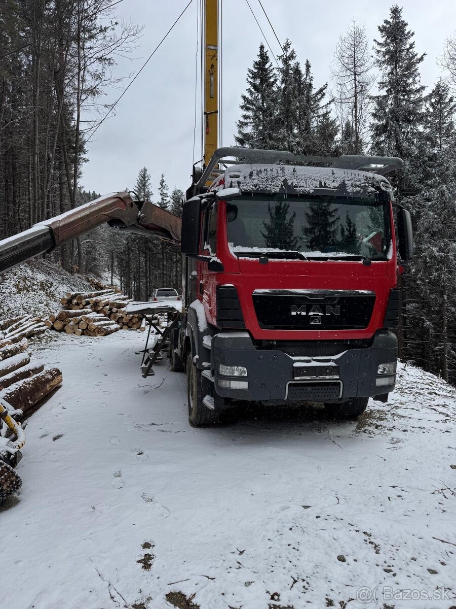 Predám lesnú techniku MOUNTY 4000U - 5