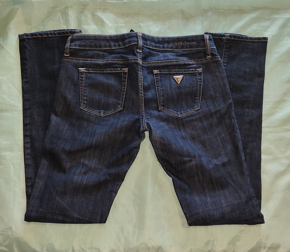 bedrove Guess 29 - 5