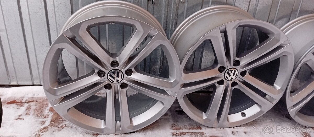 Predám R-line disky Mallory R19 9j et33 - 5