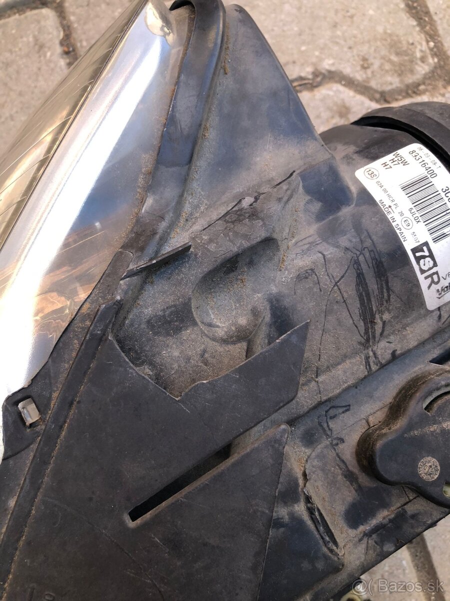VW-PASSAT B6 05-10 prave predne svetlo - 5