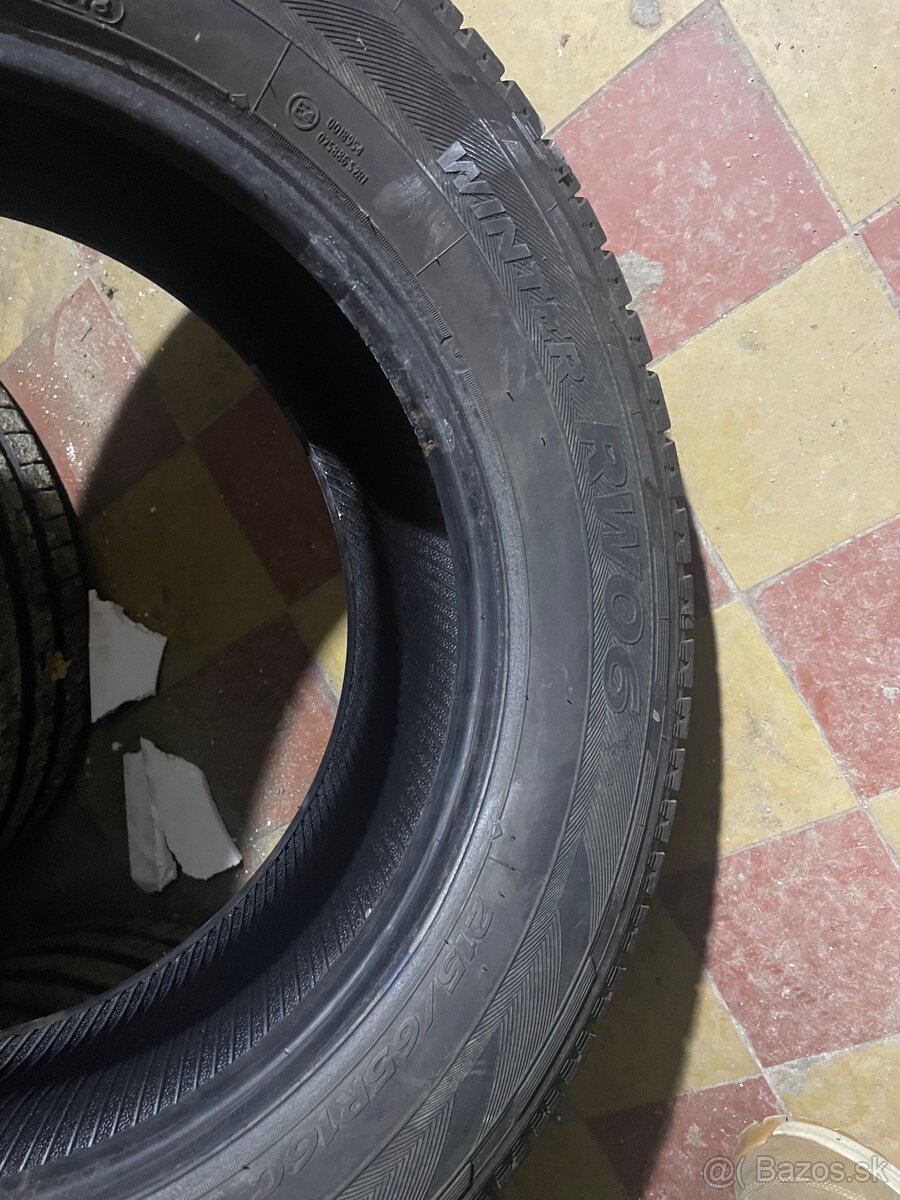 Hankook 215/65 r16 zimné 90% - 5