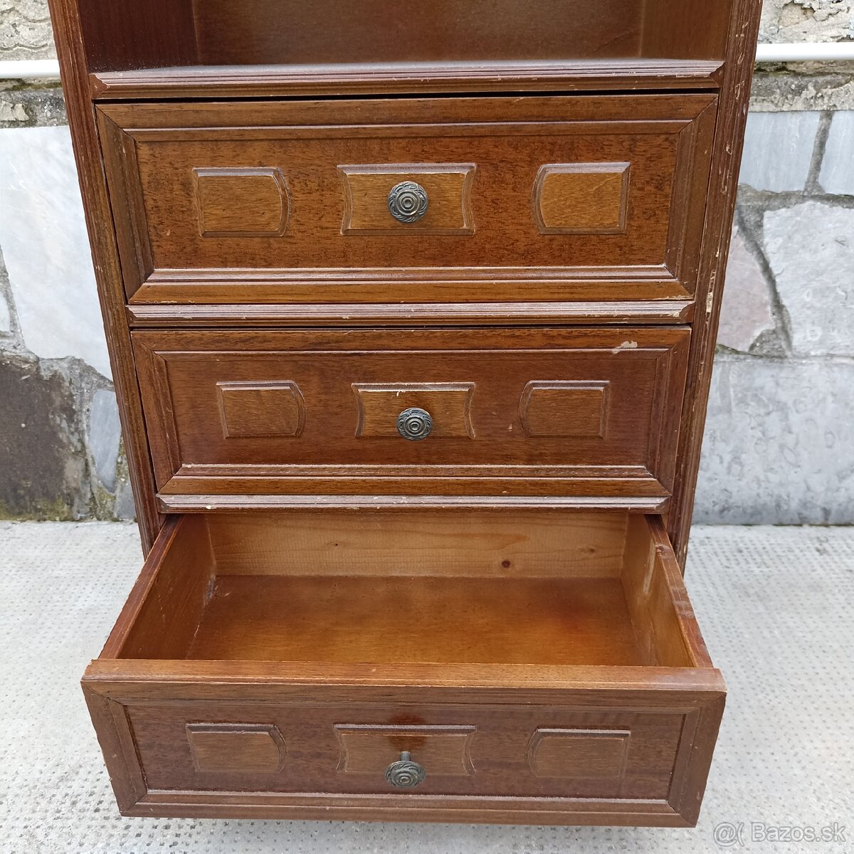 Skrinka 28x48x77 - 5