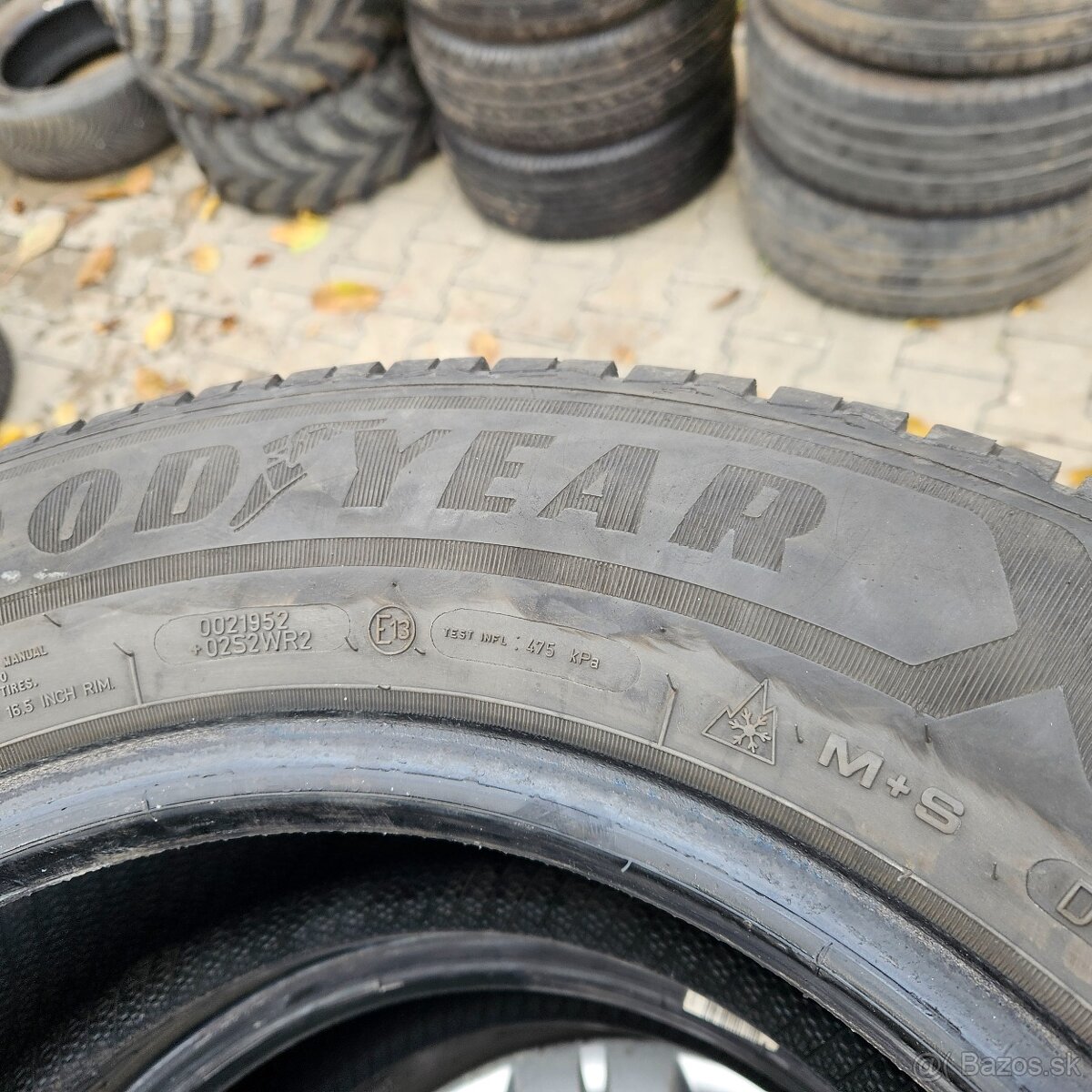 215/65 r16c Good year - 5