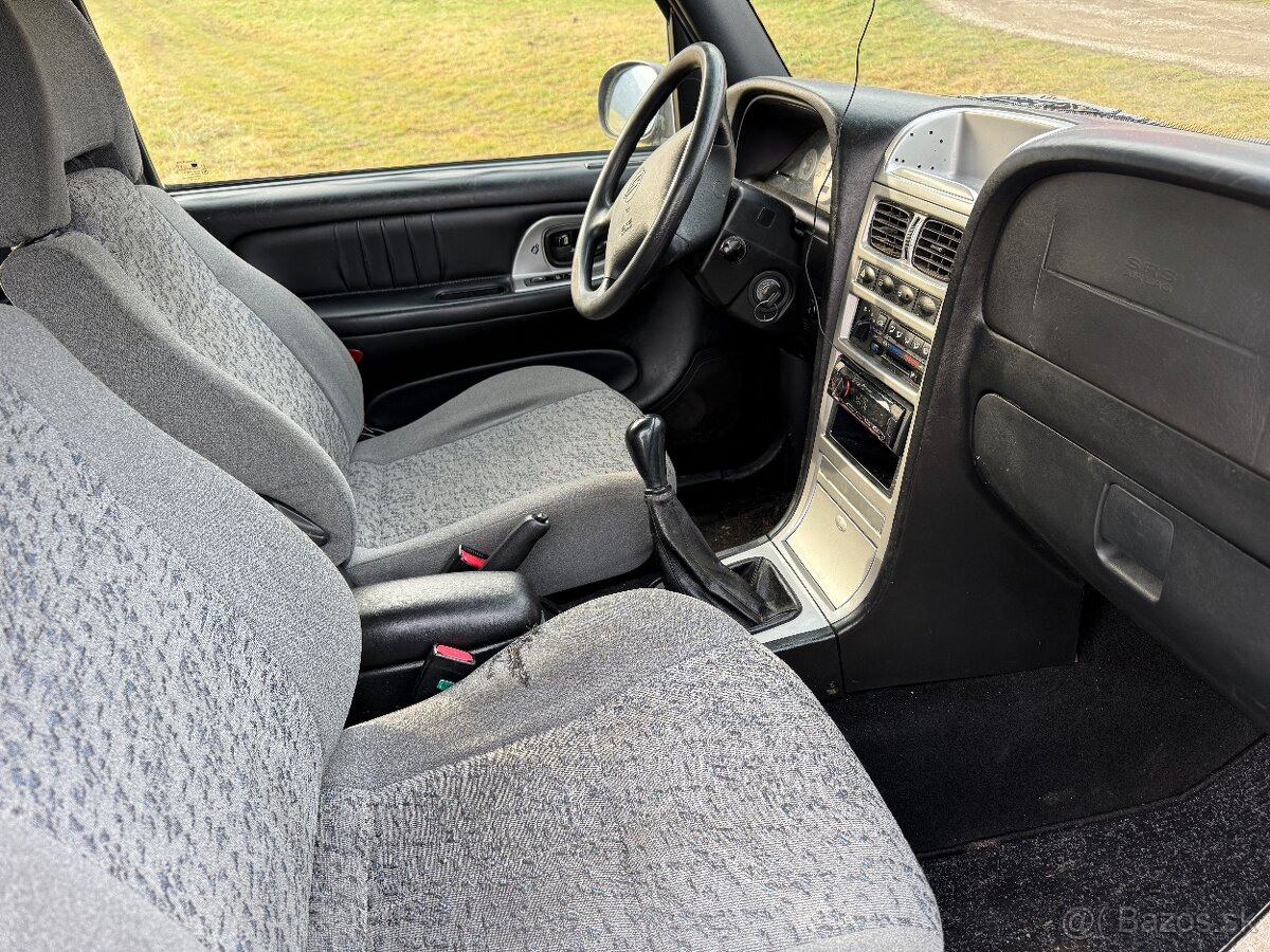 Predám ssangyong korando 2005 2.9td Mercedes - 5