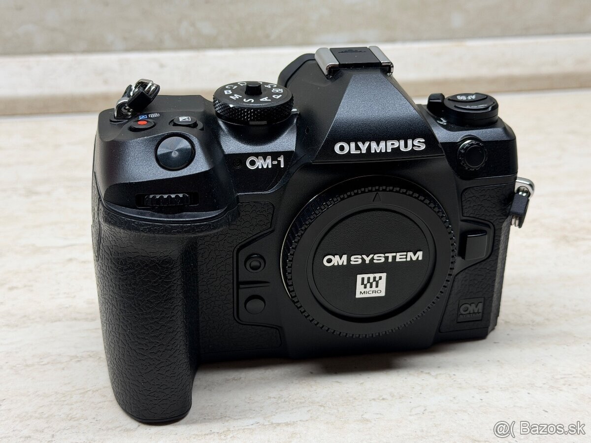 Olympus OM-1, počet záberov: 25 - 5