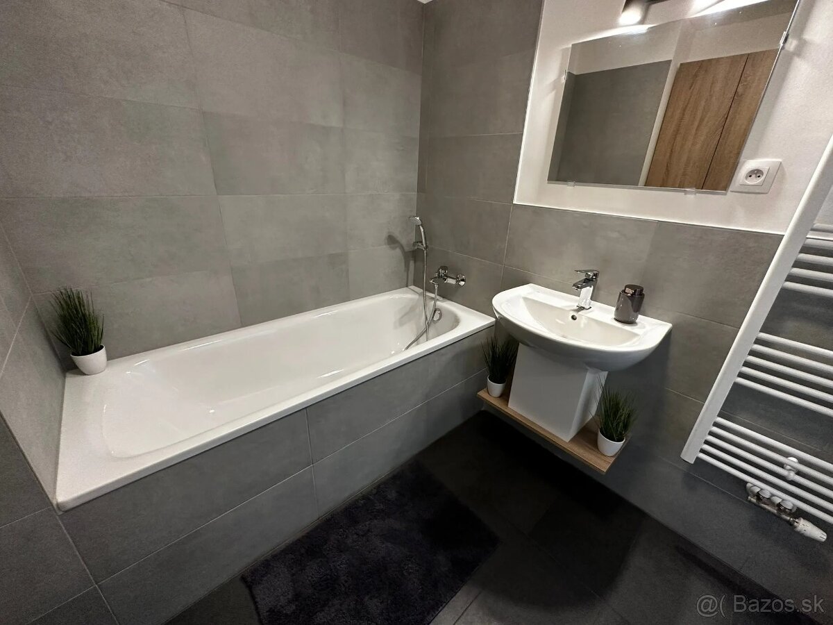 Realitný kancelária REALADR s.r.o. - 5