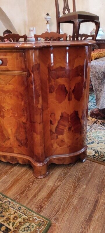 Starožitná komoda - 5