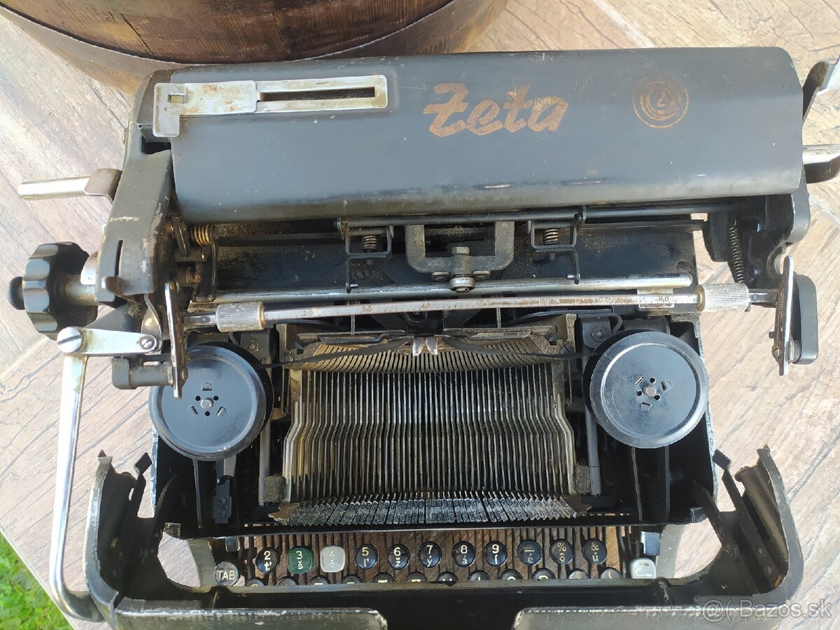 Zbrojovka Brno Historický písací stroj. - 5