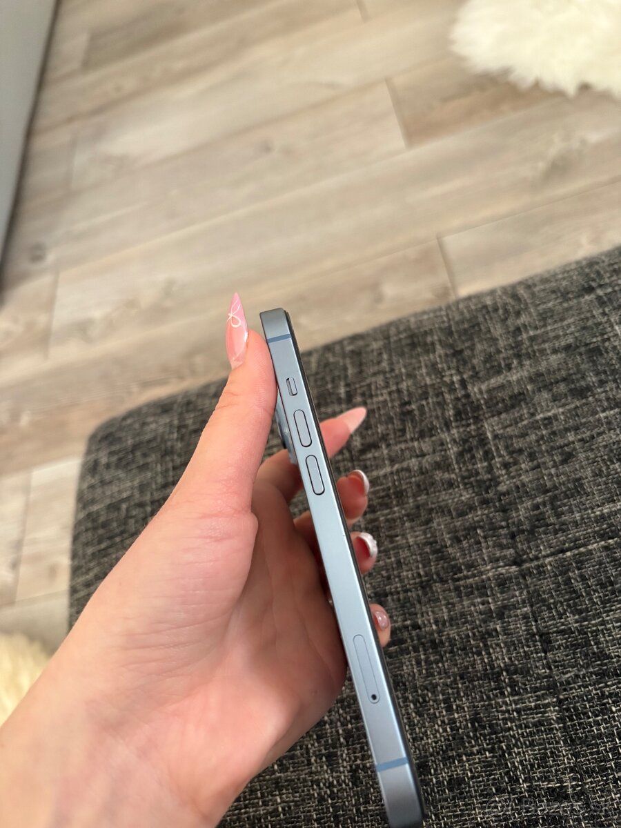 iPhone 14 modrý - 5