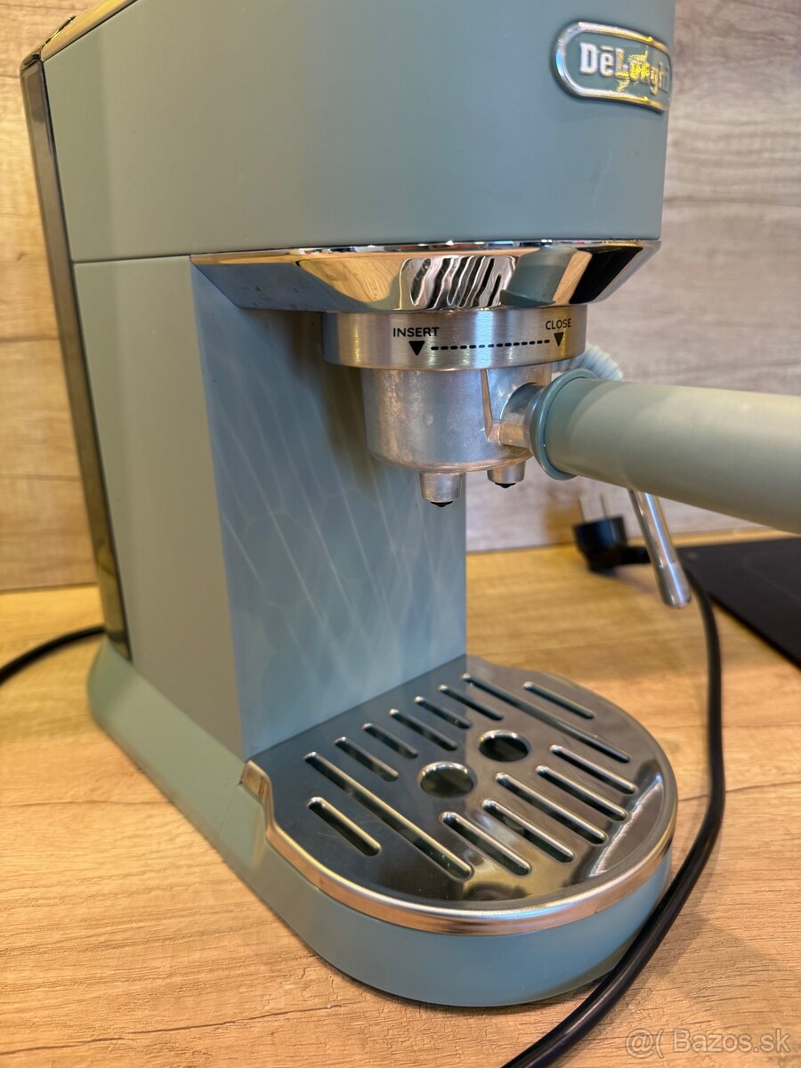 Pákový kávovar De'Longhi Dedica Duo - 5