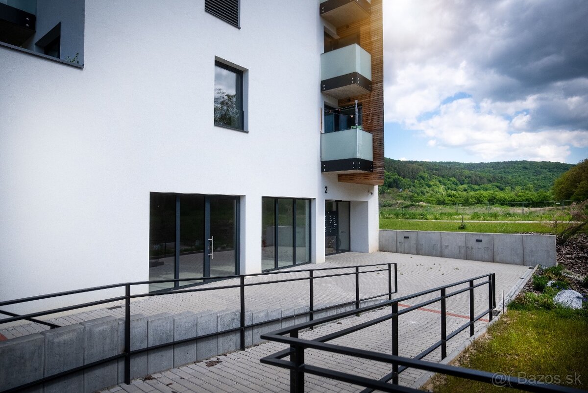 Obchodné priestory 127,55 m² v projekte Pod Zábrehom II (BD - 5