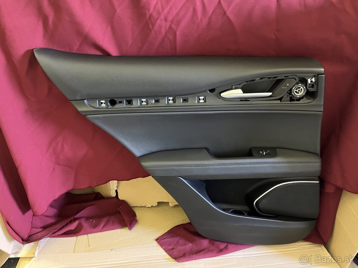 Tapacír dverí Alfaromeo Stelvio 2019 - 5