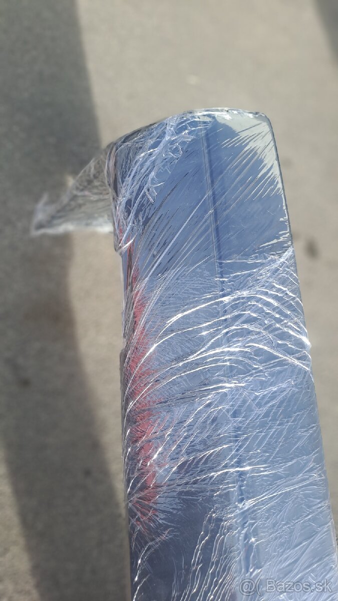 Škoda Forman zadný nárazník novy - 5