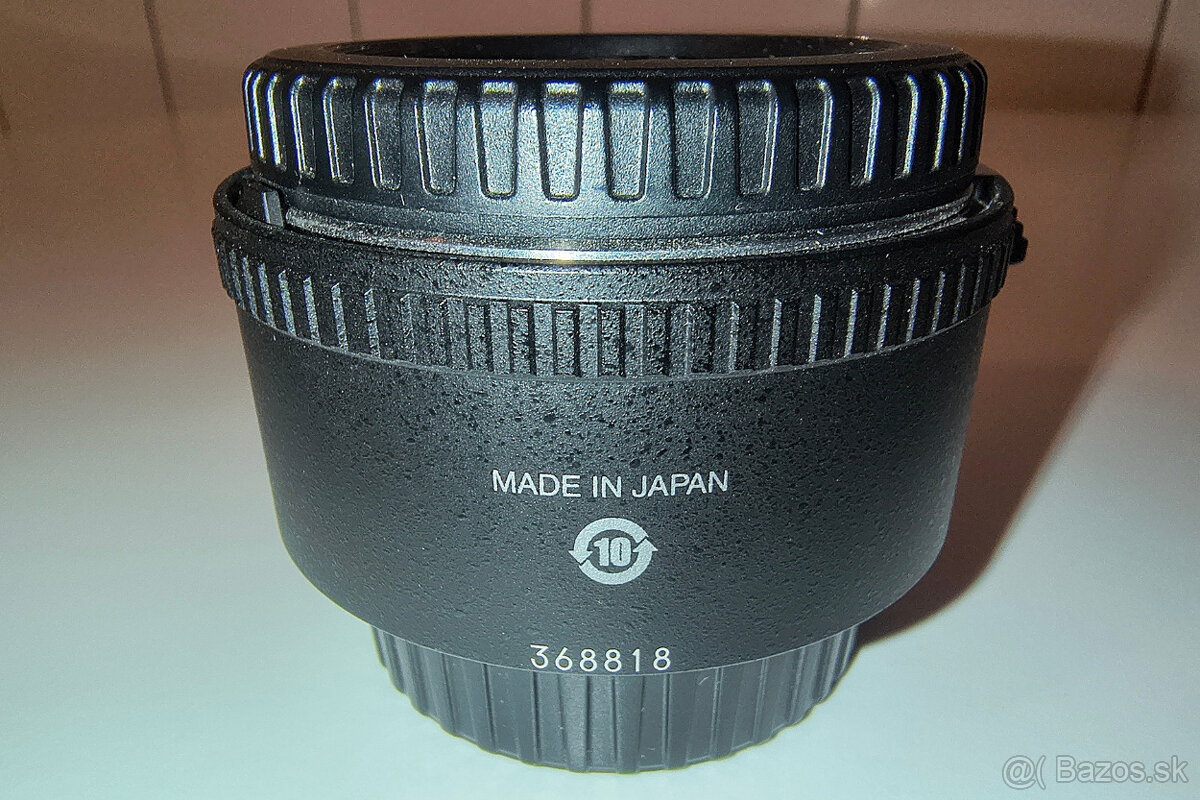 Predám telekonvertor Nikon TC-17E II - 5