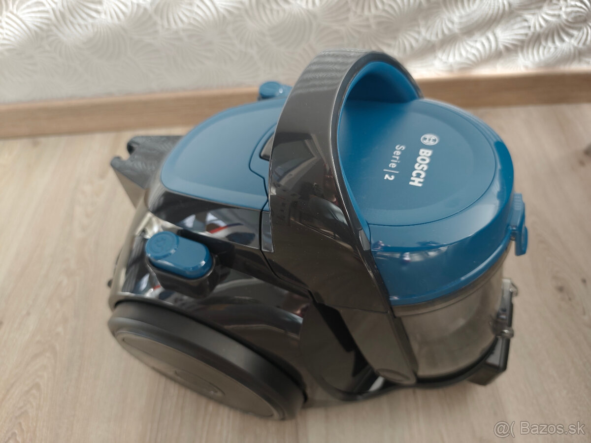 vysavac Bosch BGS05A220 uplne novy - 5