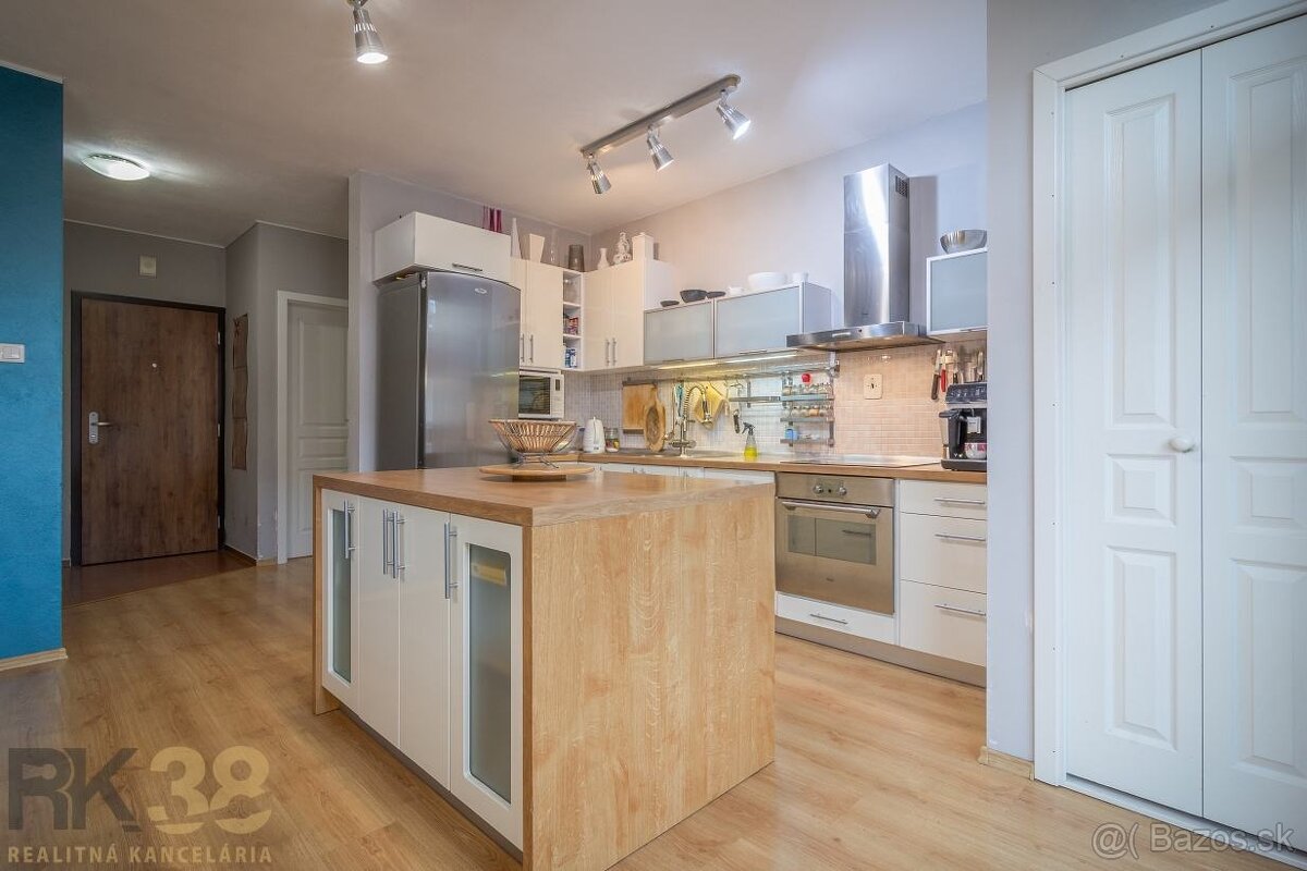 Priestranný 3-izbový byt v novšom bytovom dome v Poprade - 5