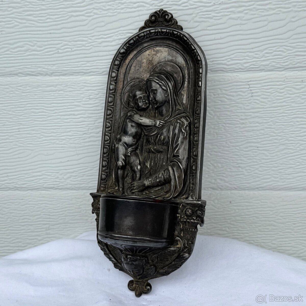 Nádherná starožitná kropenka s Pannou Marii - 5