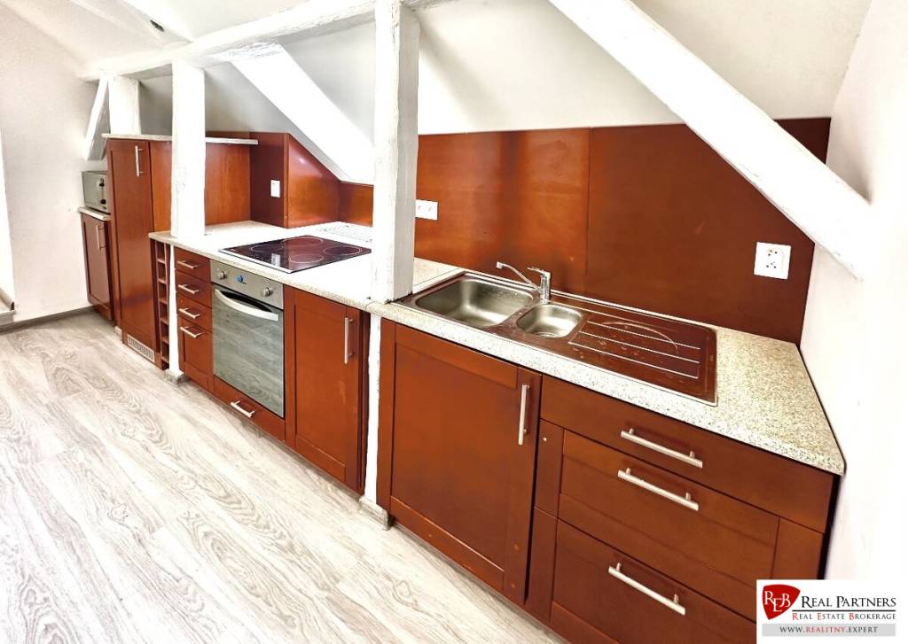 Byt na predaj 6-izbový,120m2, INVESTIČNÝ byt,Dunajská Lužná - 5