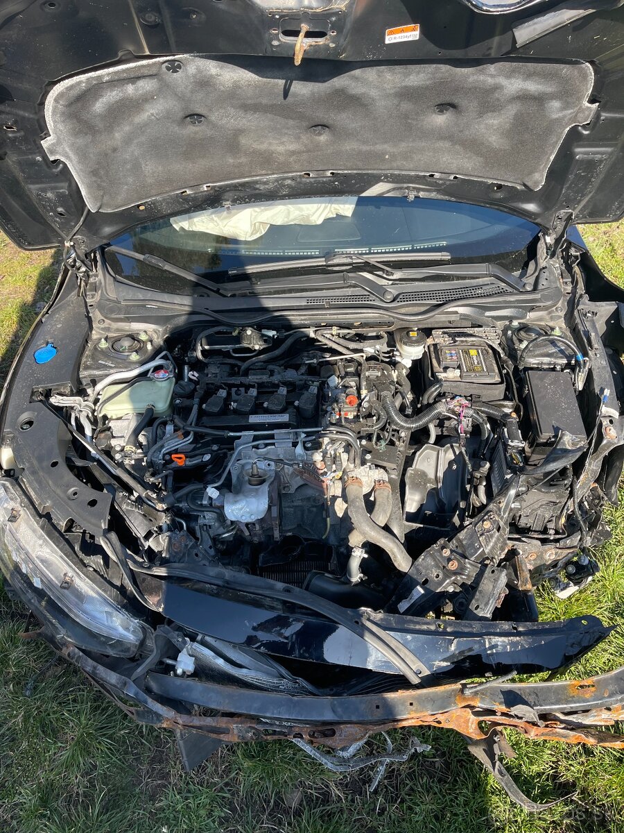 Honda Civic 1.5 vtec turbo executive - 5