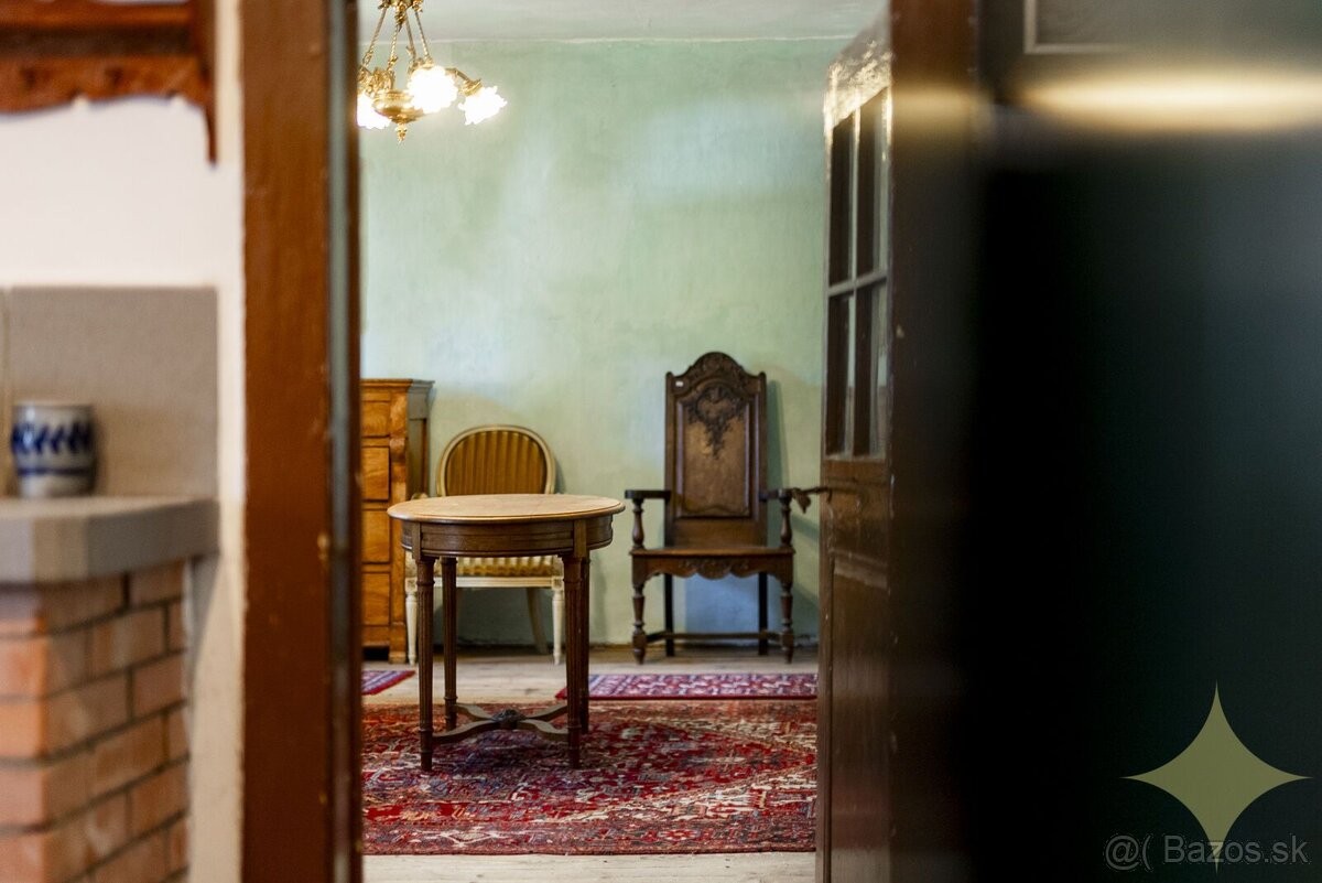 Historický rodinný dom v srdci obce Štiavnické Bane - 5