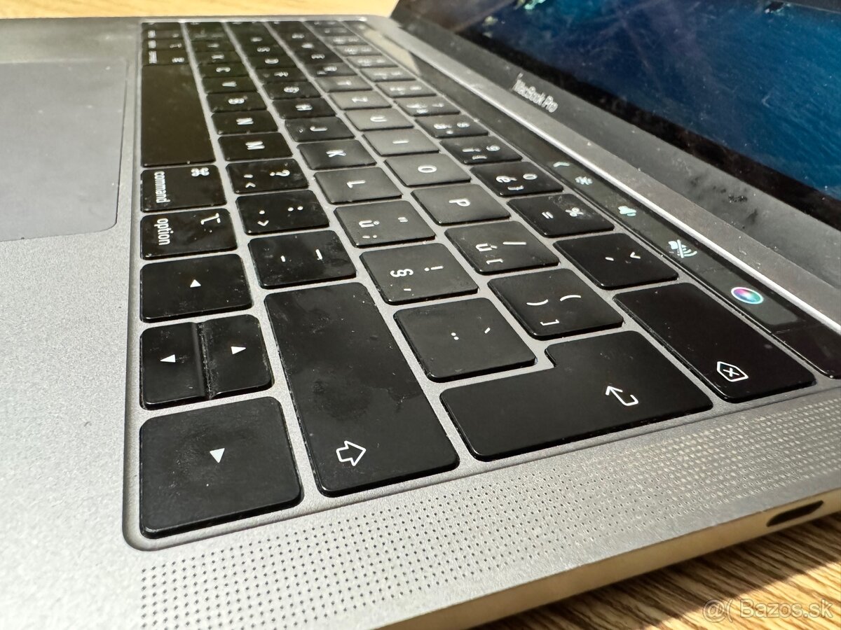 MacBook Pro 13” (2019) - Intel i7-2,8 GHz/16 GB/512GB - 5