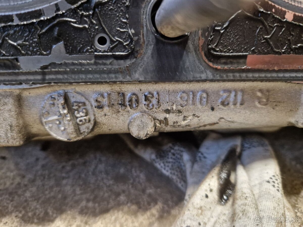 Hlavy motora 2.6 benzín, 125 kW - 5