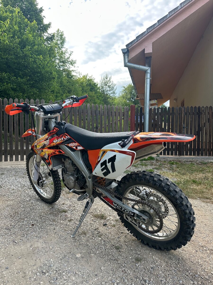 Predám XMOTOS 250 XB39 H2O