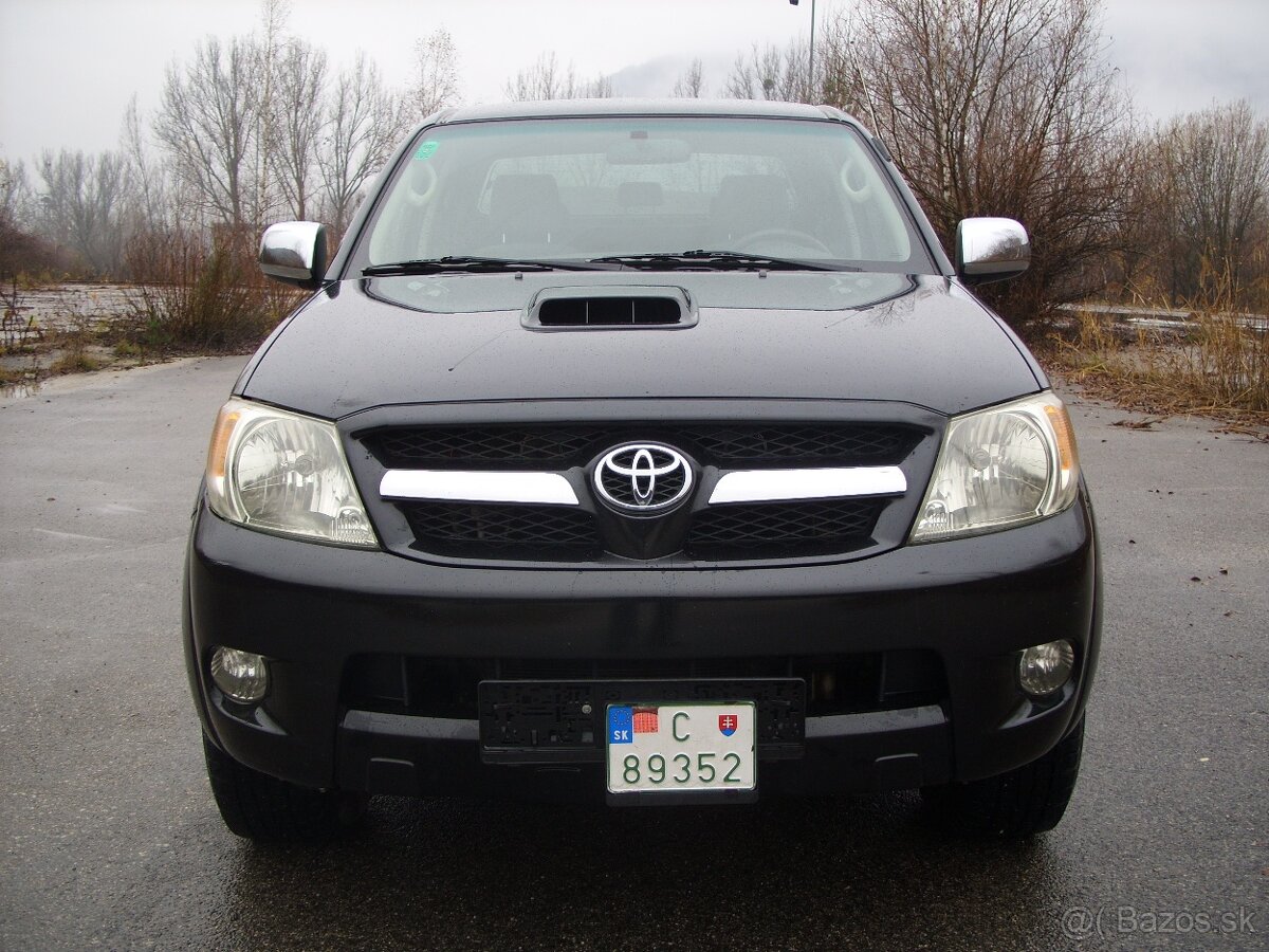 Toyota Hilux 2,5 D-4D 4x4 Zadná Uzávierka - 5