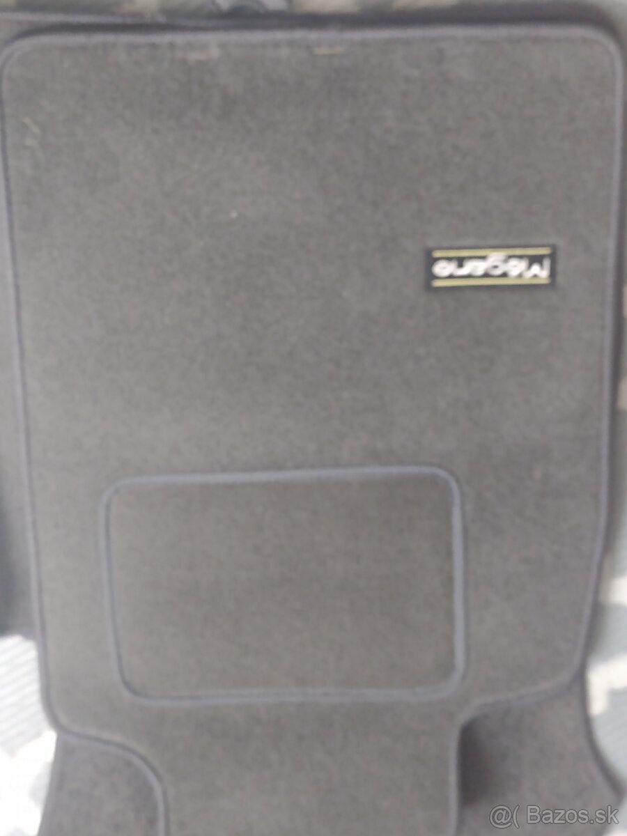 Predám koberec do auta - 5