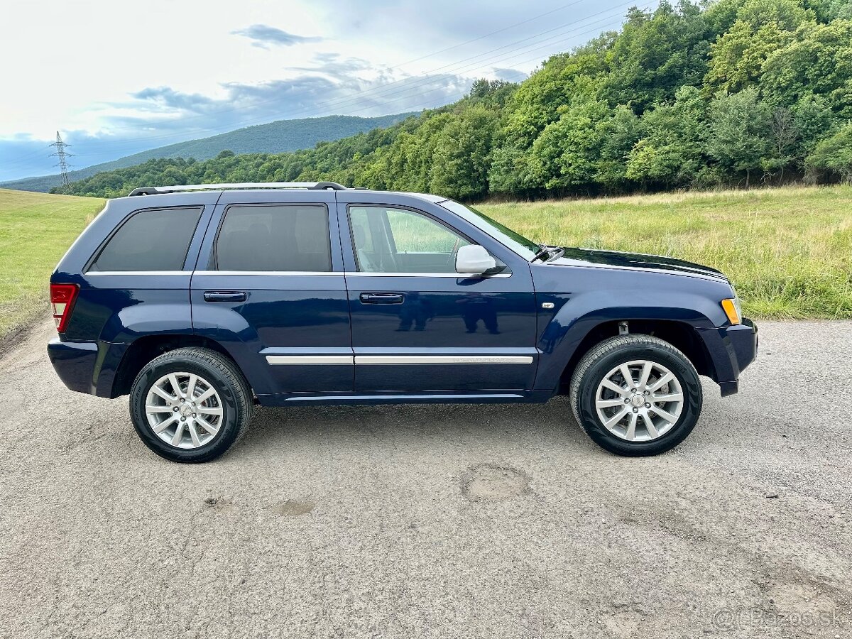 Jeep Grand Cherokee 3.0 CRD Overland A/T 4X4 Ťažné na 3500kg