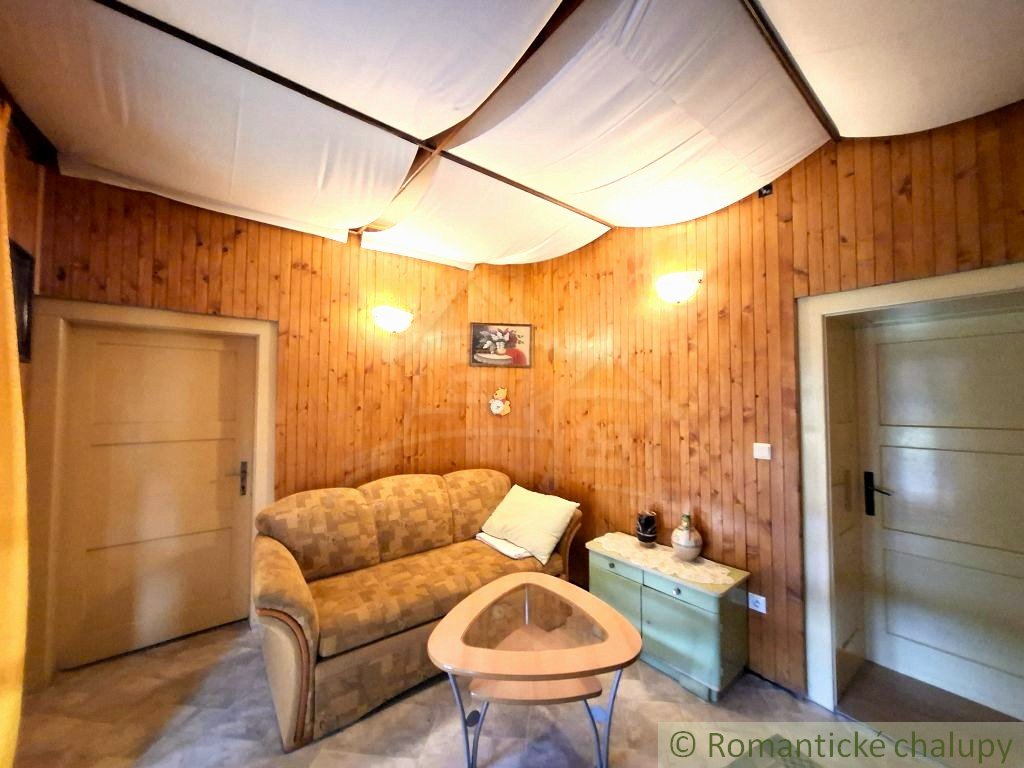 Romantická chalúpka v obci Divín - 5