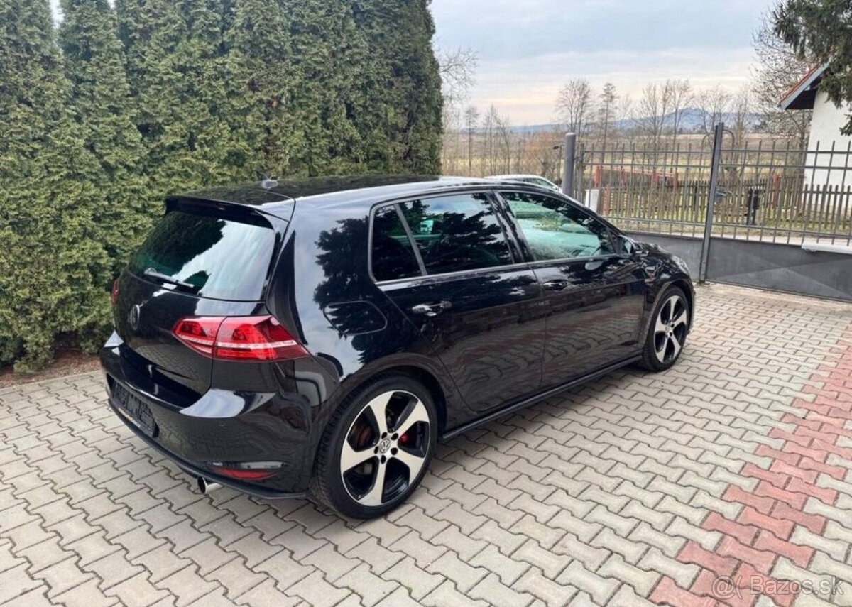 Volkswagen Golf 2,0GTi/162 KW Nový Motor TOP benzín - 5