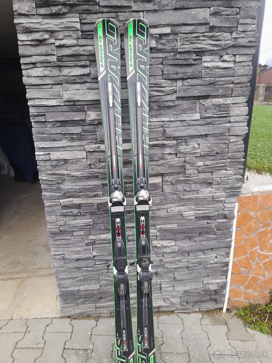 Lyze--lyziarky,prilba - 5